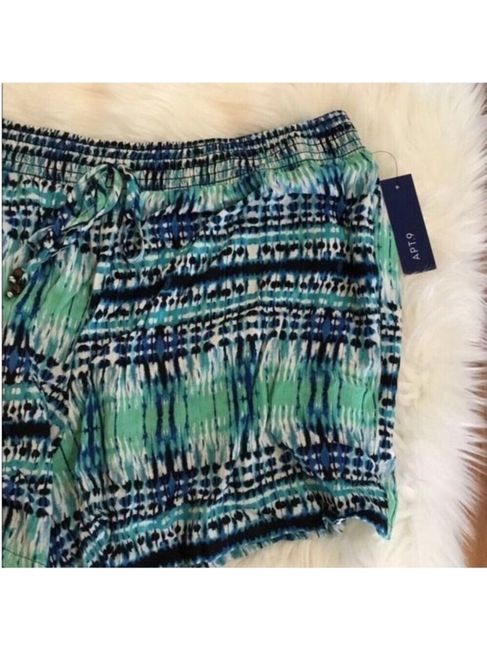 Apt 9 pull on rayon shorts Woman’s size XXL blue green black white - Picture 7 of 11